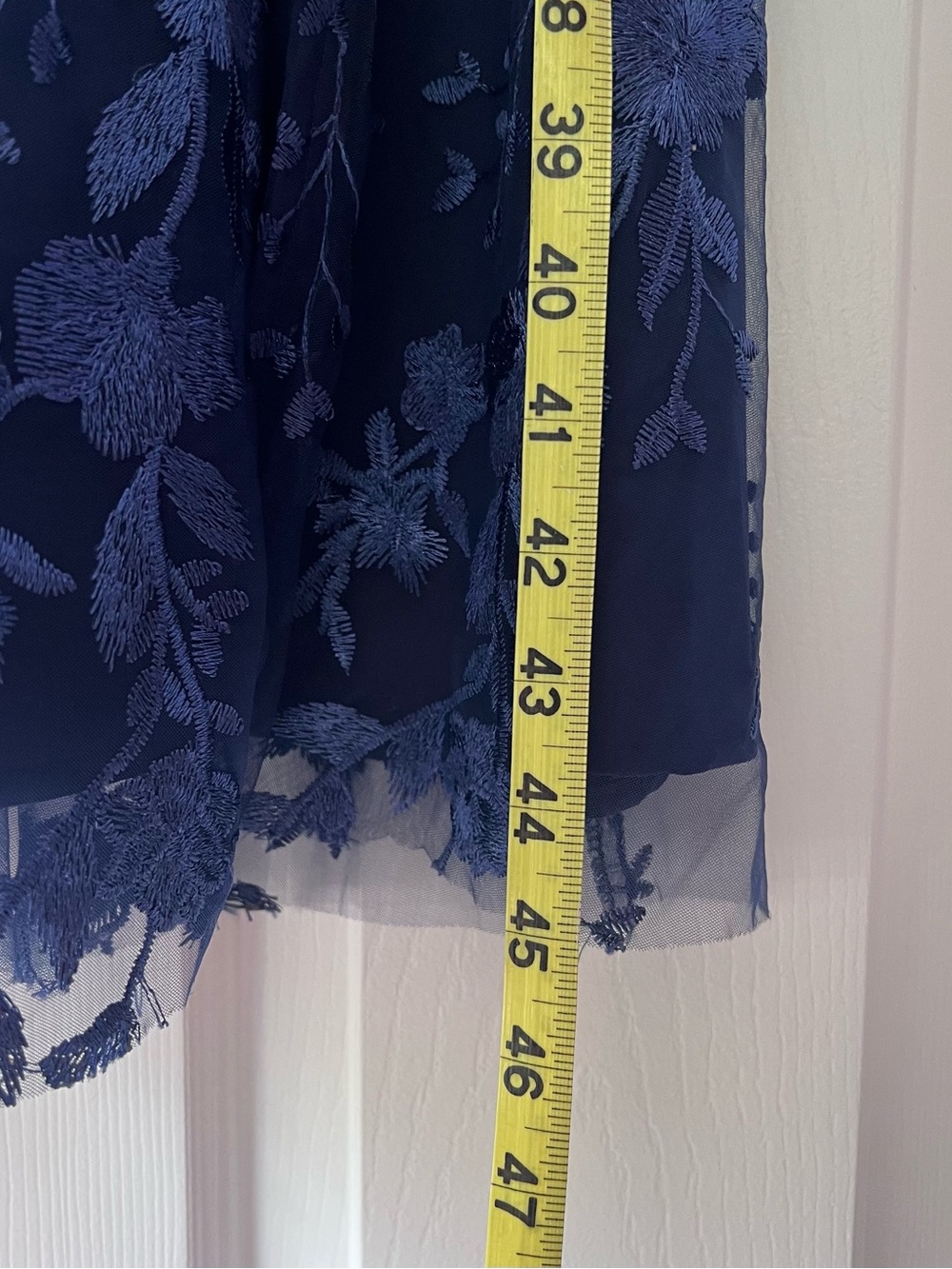 Lulu’s Navy Floral Embroidered Mesh Midi Dress M - Picture 7 of 13